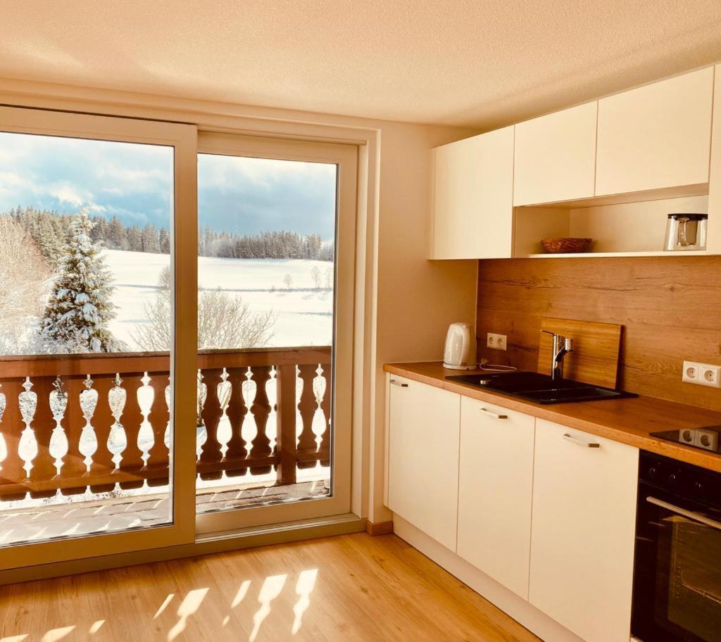 Gaestehaus Steiert Fewo Kuhbergblick Lenzkirch Exterior foto
